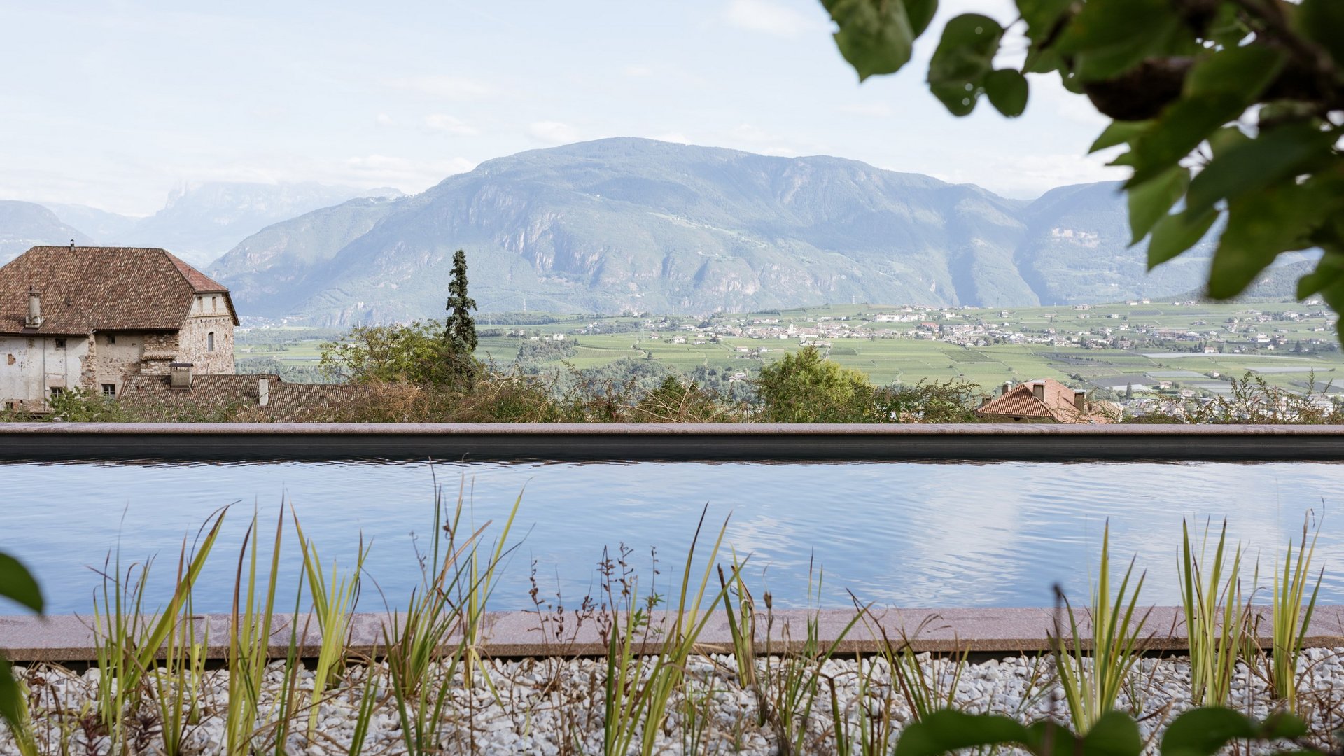 Ansitz Montani | Appartamenti storici ad Appiano Ansitz Montani | Appartamenti storici ad Appiano